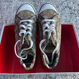 Women’s size 8 Coach Pattern Shoe